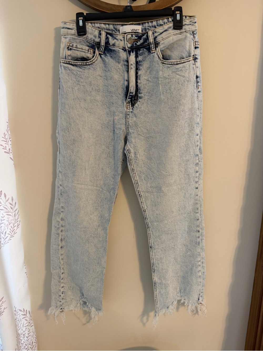 VERVET Light Wash High Rise Straight Crop Jeans | Raw Hem | Size 29 T101